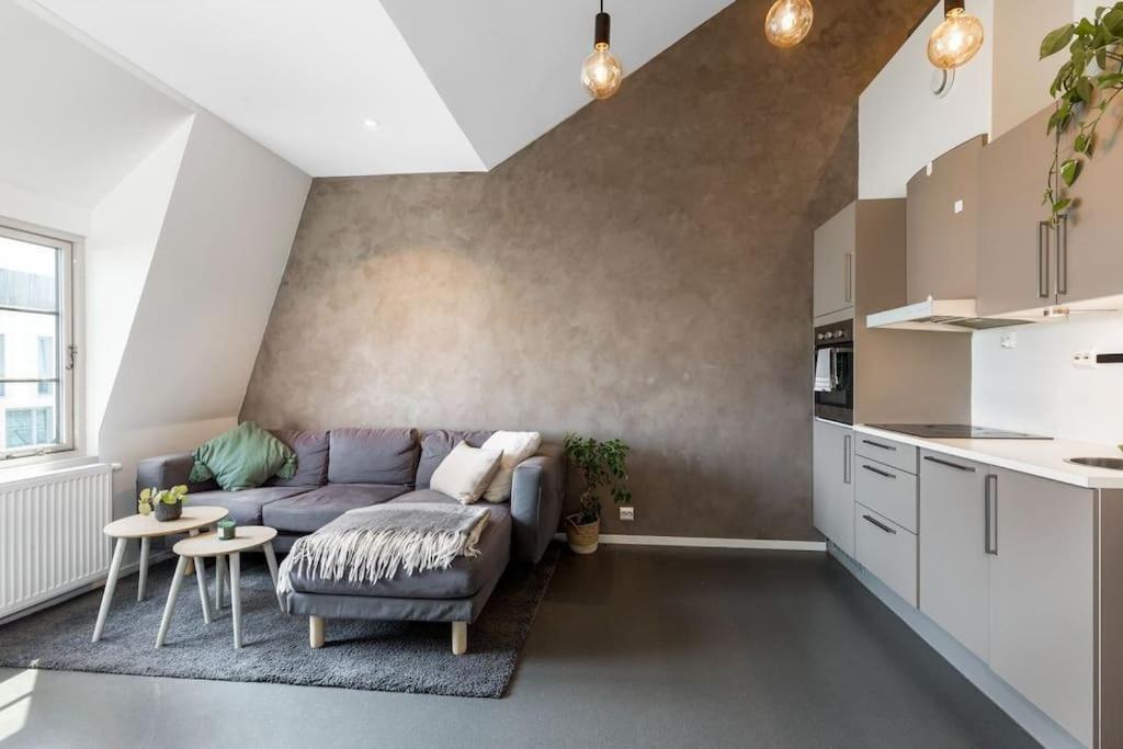 1-Roms Toppleilighet Pa Tangen/Bystranda Apartment Kristiansand Exterior photo